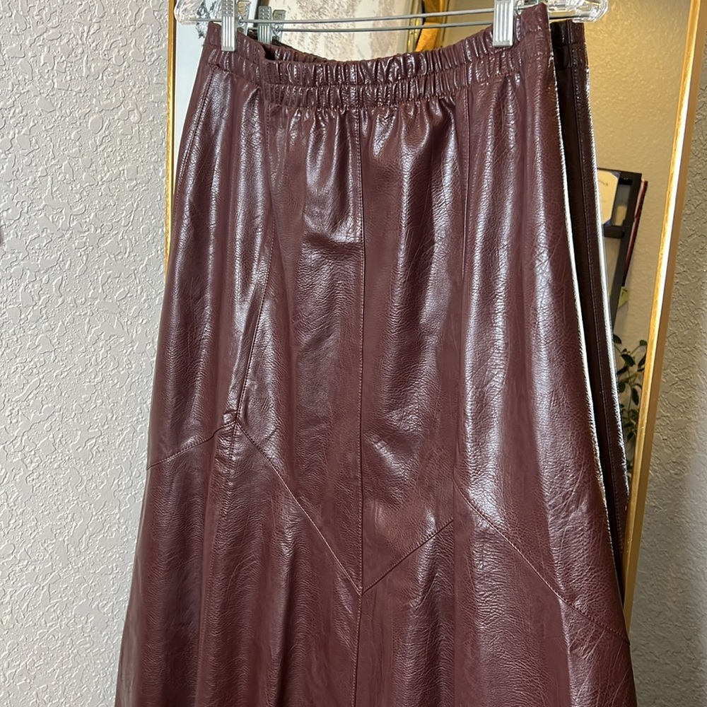 Vintage Merlot A-Line Leather Midi Skirt - Picture 7 of 7